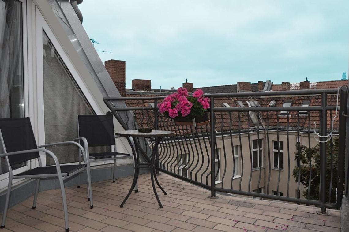 Hotel Pension Bella เบอร์ลิน ภายนอก รูปภาพ