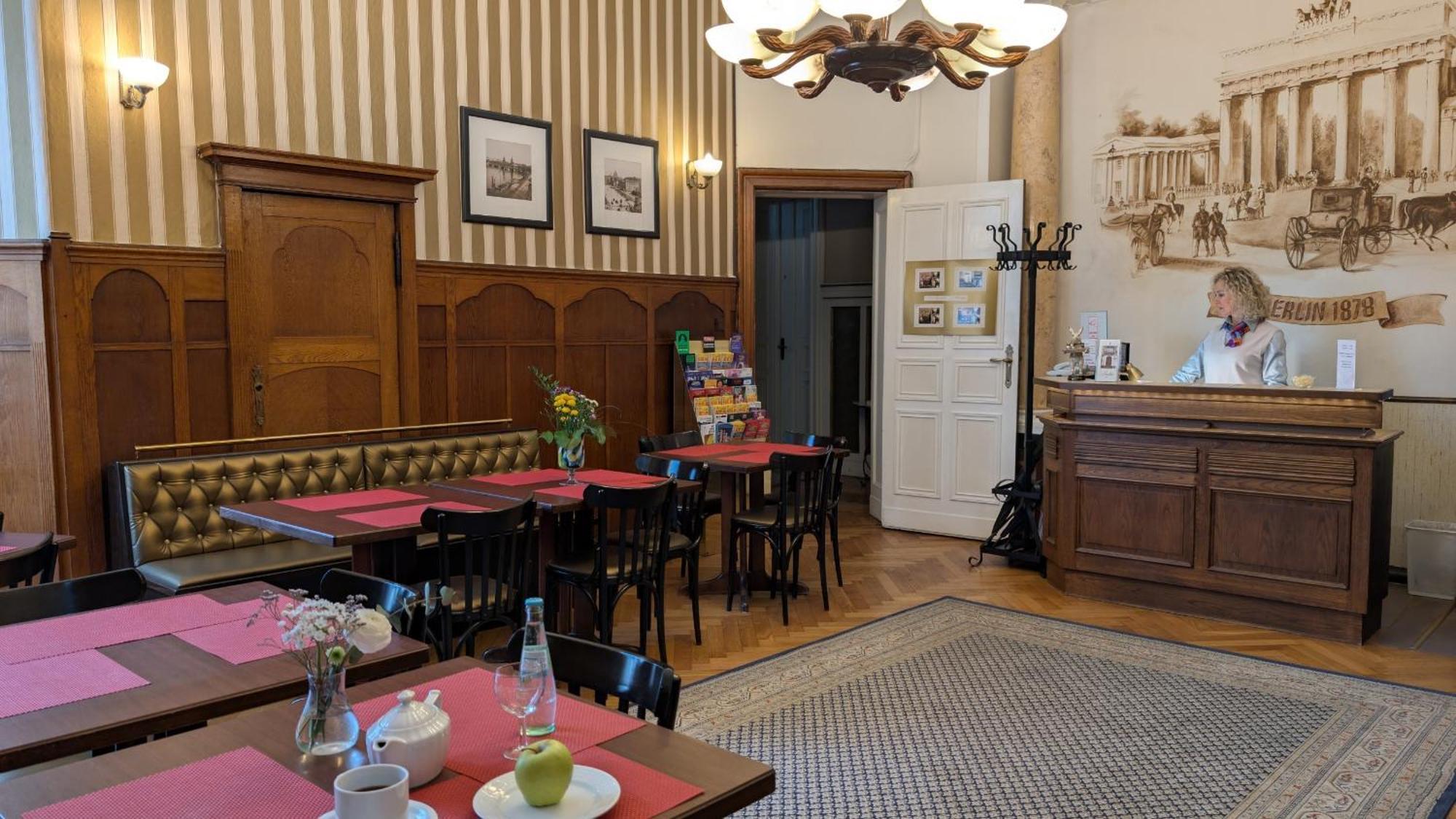 Hotel Pension Bella เบอร์ลิน ภายนอก รูปภาพ