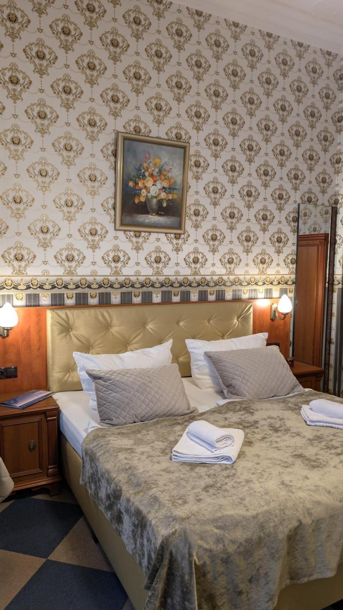 Hotel Pension Bella เบอร์ลิน ภายนอก รูปภาพ