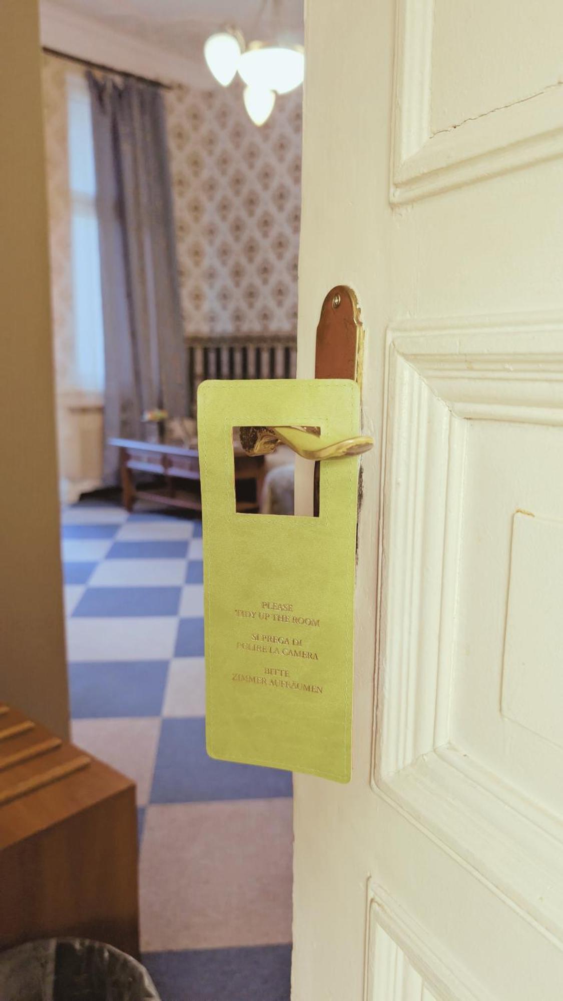 Hotel Pension Bella เบอร์ลิน ภายนอก รูปภาพ