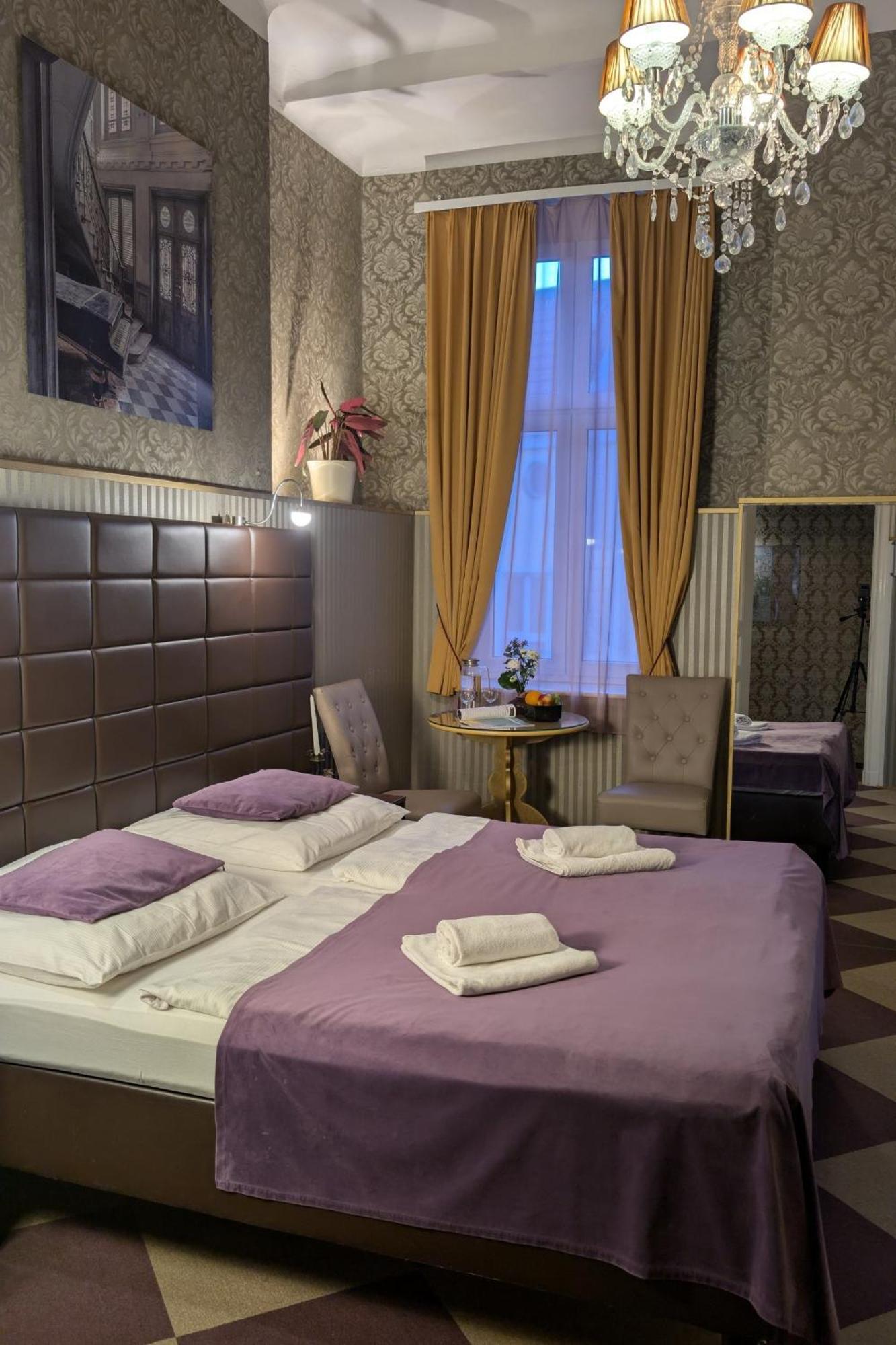 Hotel Pension Bella เบอร์ลิน ภายนอก รูปภาพ