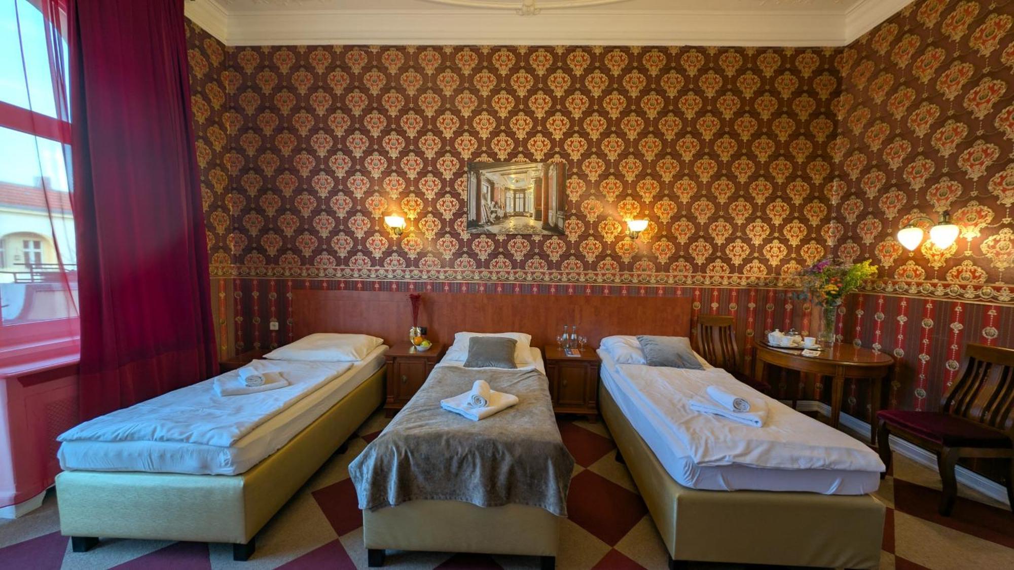 Hotel Pension Bella เบอร์ลิน ภายนอก รูปภาพ